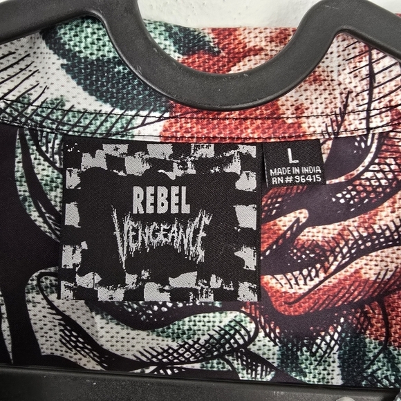 NWT Rebel Vengeance Skull Rose Floral Button Shirt Large - Picture 6 of 11